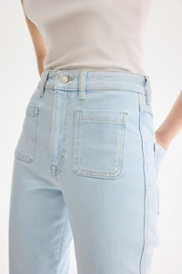 Flared Ultra High Jeans