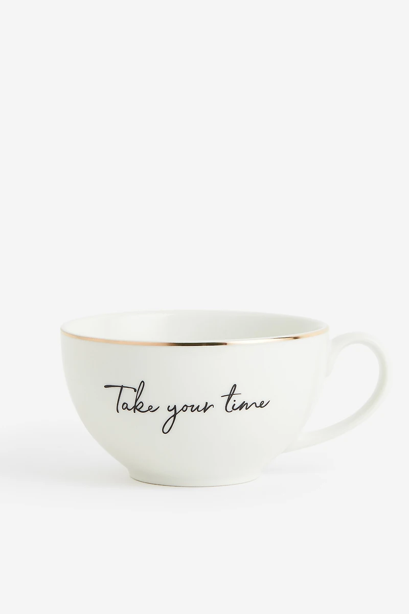Tasse en porcelaine