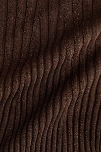 Haut scintillant avec col cheminée