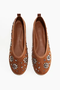 Ballerines ornées de strass