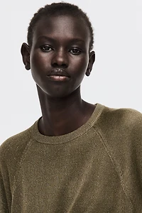 Haut scintillant en tricot fin