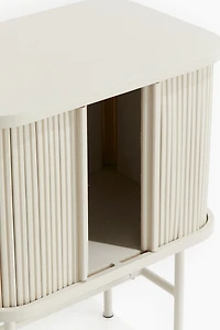 Table de chevet avec portes