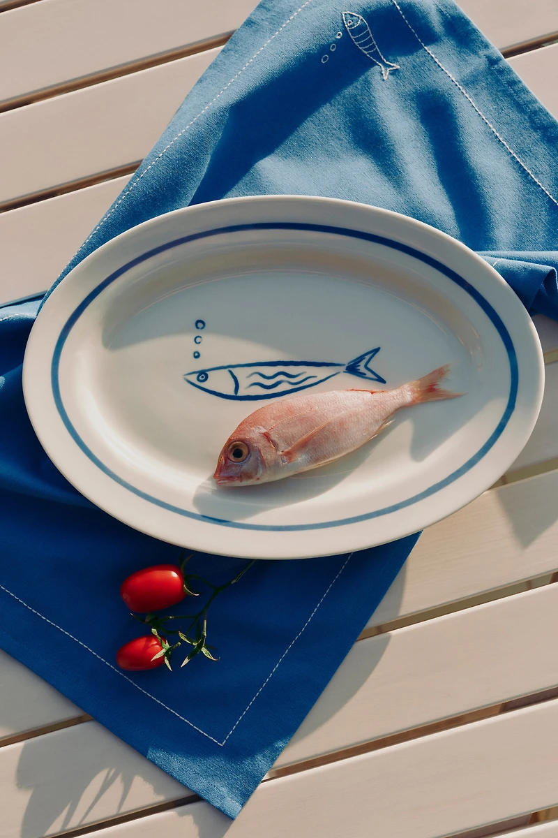 Grande assiette de service en porcelaine