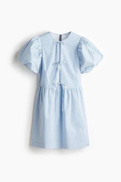 Robe en popeline avec détails à nouer devant