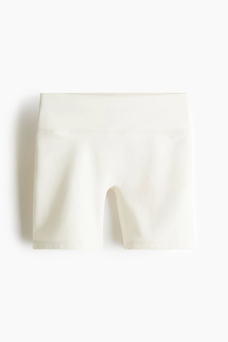 Cycling shorts with SoftMove™