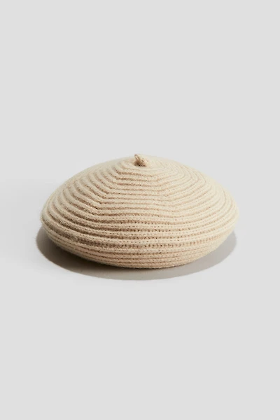 Béret en tricot