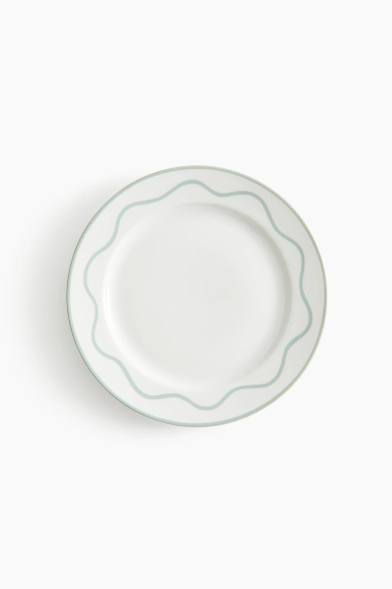 Medium-Sized Porcelain Plate