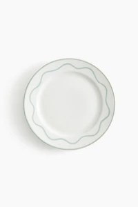 Medium-Sized Porcelain Plate
