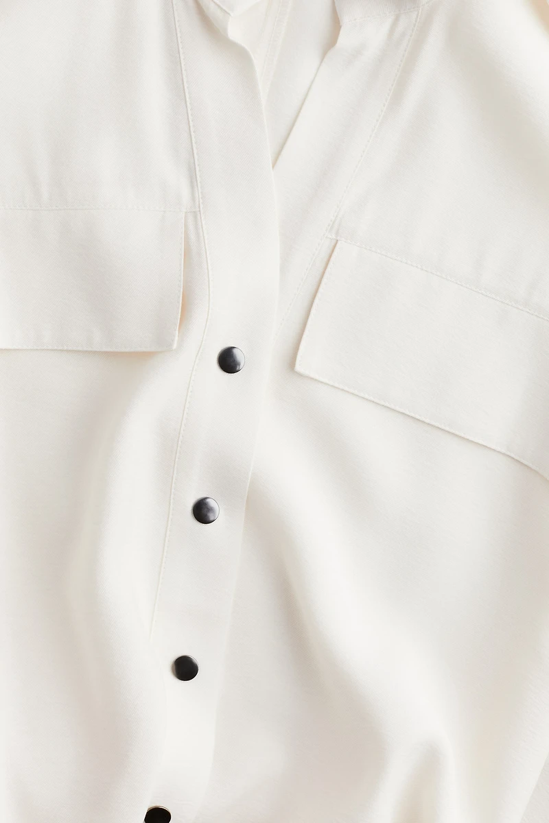 Robe avec ceinture à nouer