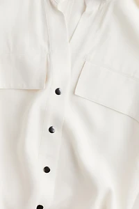 Robe avec ceinture à nouer