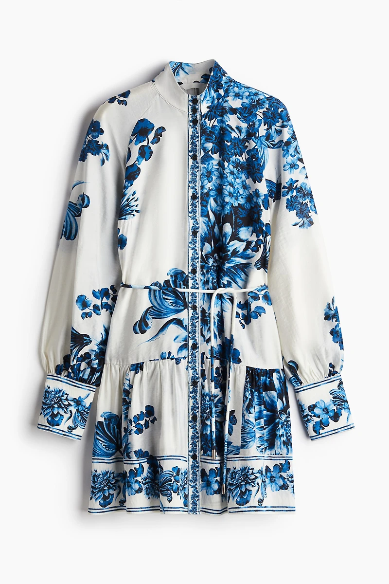 Robe avec ceinture à nouer