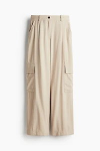 Wide-Leg Cargo Pants