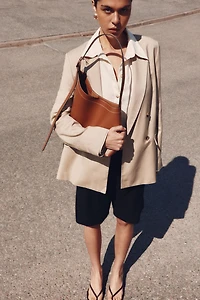 Asymmetric Shopper