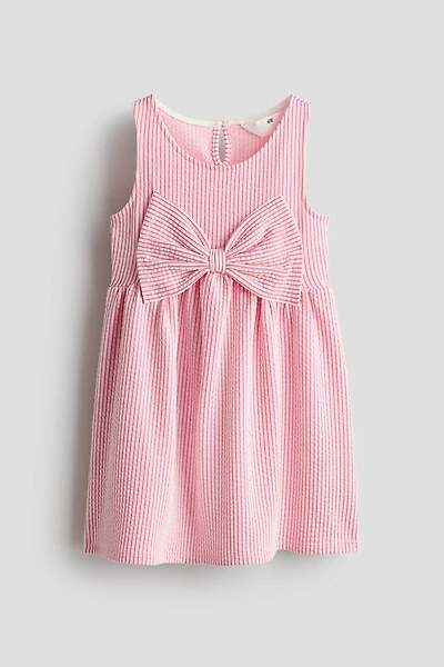 Robe avec boucle devant