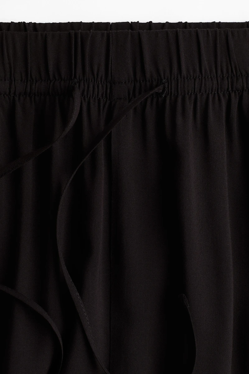 Wide-cut Pull-on Pants