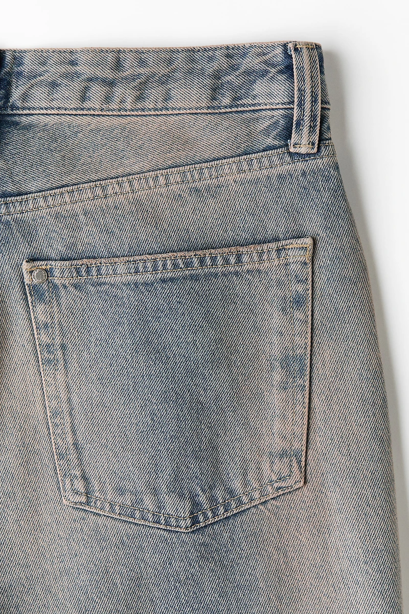 Loose Bootcut Jeans