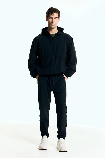 Regular-Fit Sports Joggers with DryMove™