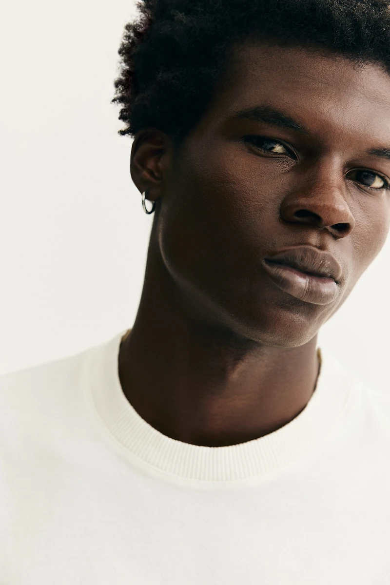 T-shirt délavé coupe classique