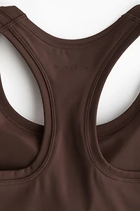 Sports Bra with Cool Handfeel DryMove™