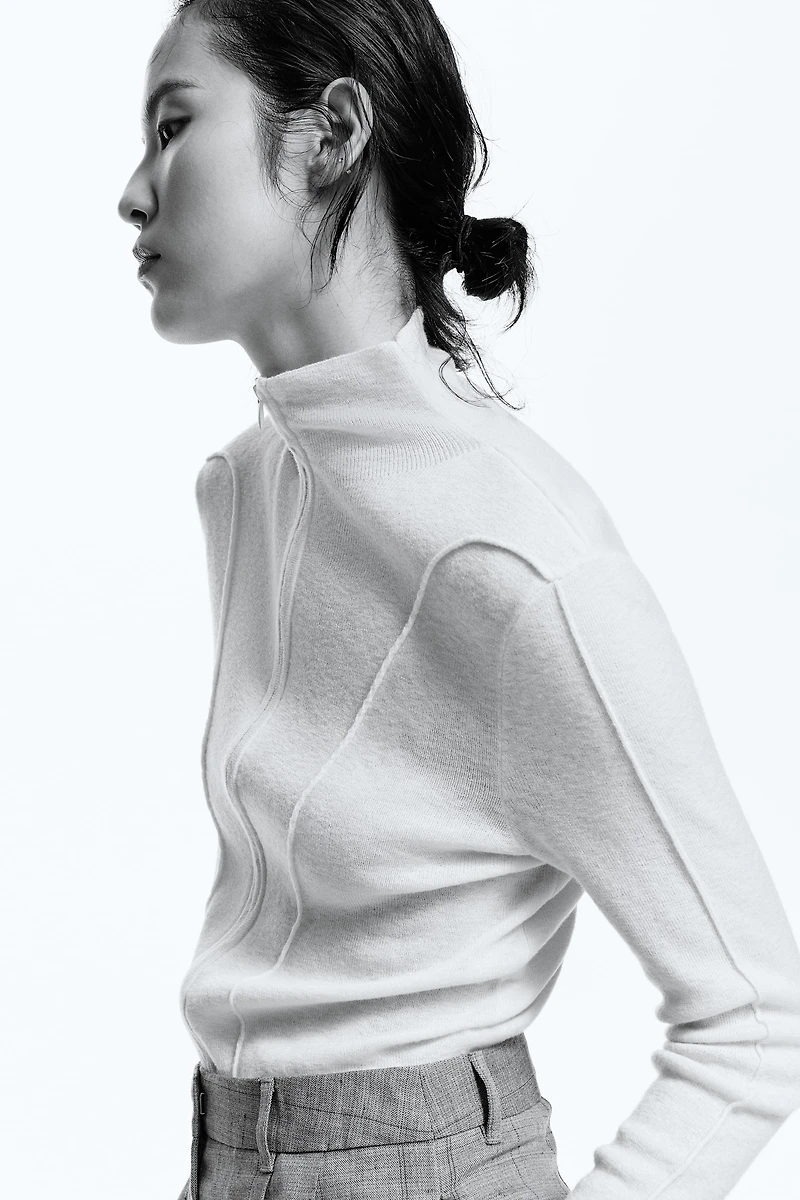 Cashmere-Blend Top with Zipper