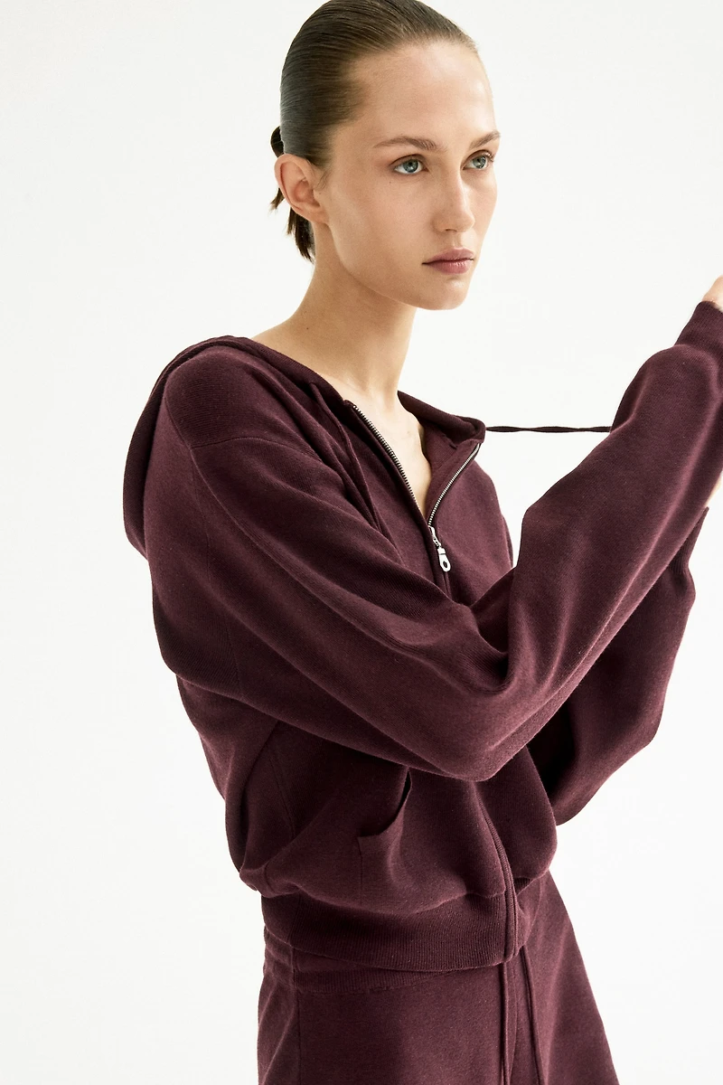 Veste à capuche en tricot fin fermeture éclair