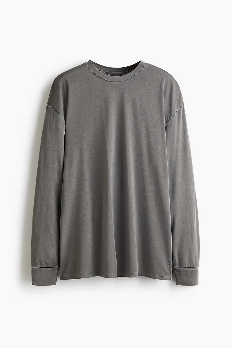 Loose-Fit Running Top with DryMove™