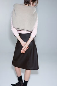 Jupe avec boucle devant