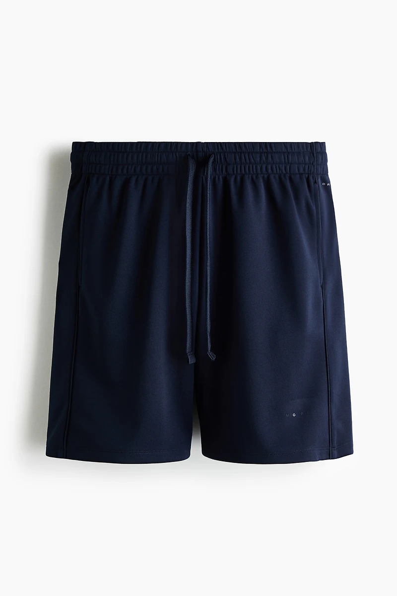 Regular-Fit Sports Shorts with DryMove™