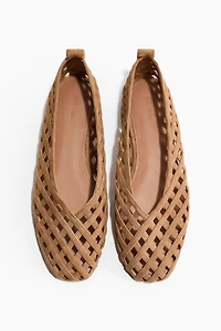 Ballerines en cuir à effet tressé