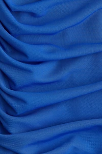 Robe asymétrique à effet drapé