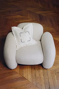 Housse de coussin en lin mélangé avec détail brodé