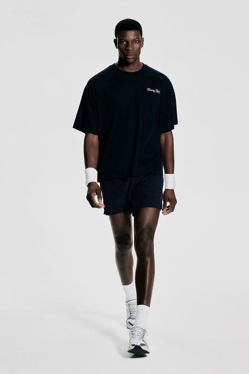 Short Sports Shorts with DryMove™