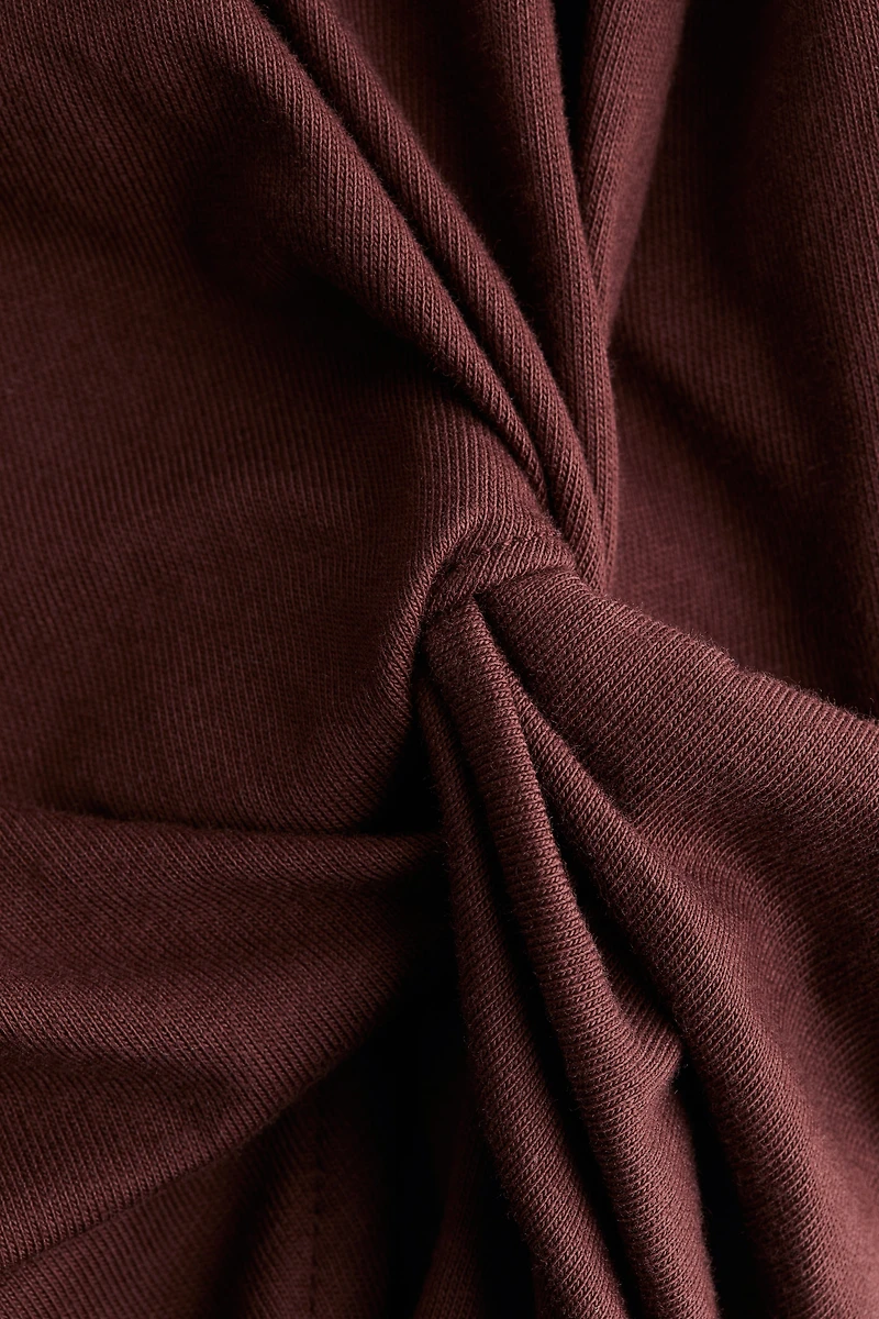 T-shirt avec détail torsadé