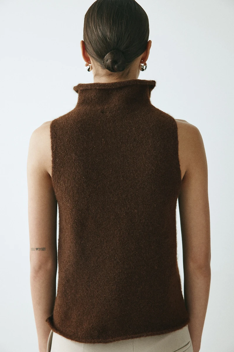 Haut en tricot à col cheminée