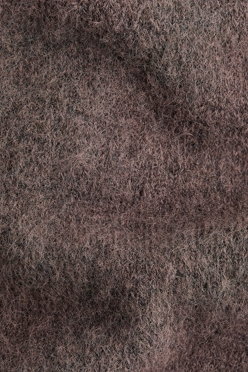 Short-Sleeved Fine-Knit Cardigan