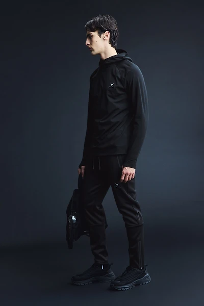 Warm Sports Hoodie with ThermoMove™