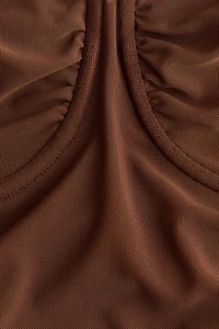 Haut en filet à effet plissé