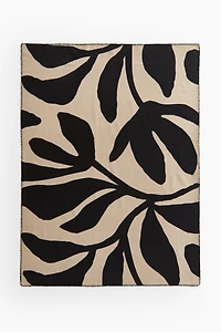 Patterned fleece blanket