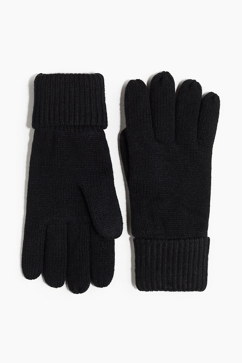 Fine-Knit Gloves