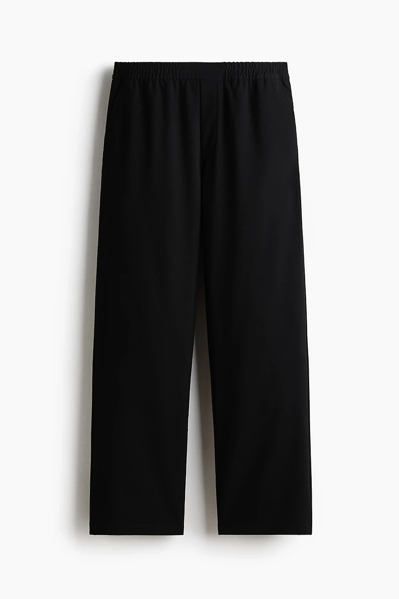 Four-Way Stretch Wide-Cut Pull-On Pants