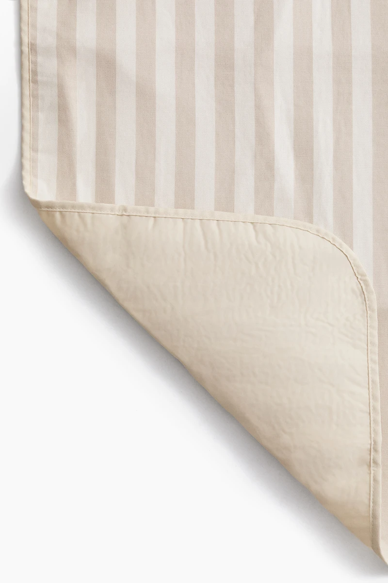 Couverture de pique-nique à rayures