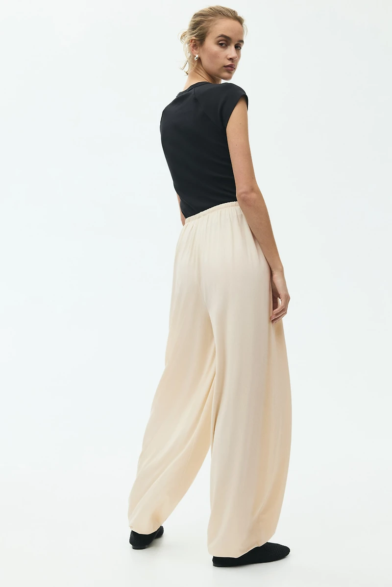 Pantalon à cordon avec jambes ballon