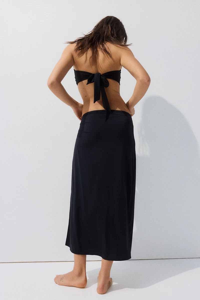 Paréo avec détail en métal