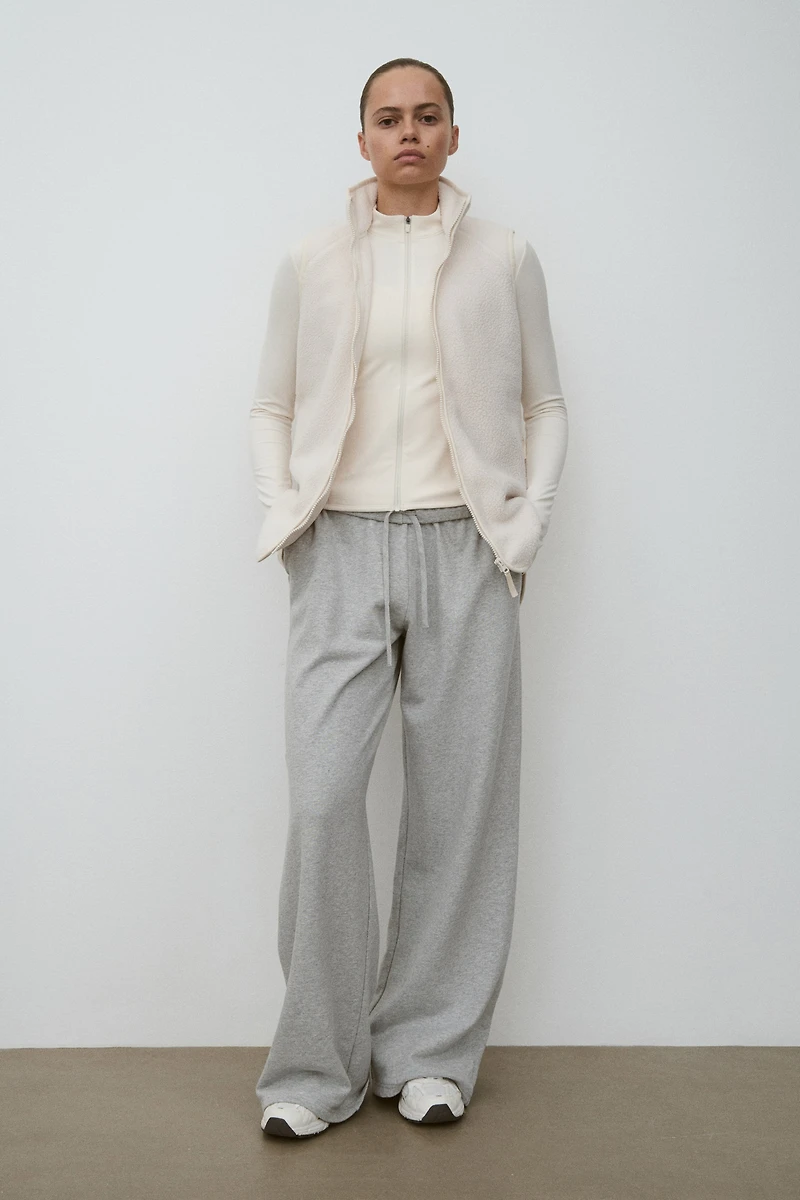 Regular-Fit Teddy Fleece Sports Vest