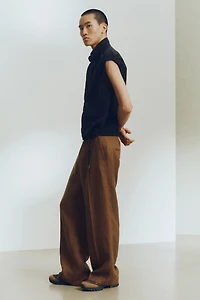 Loose-Fit Linen Pants