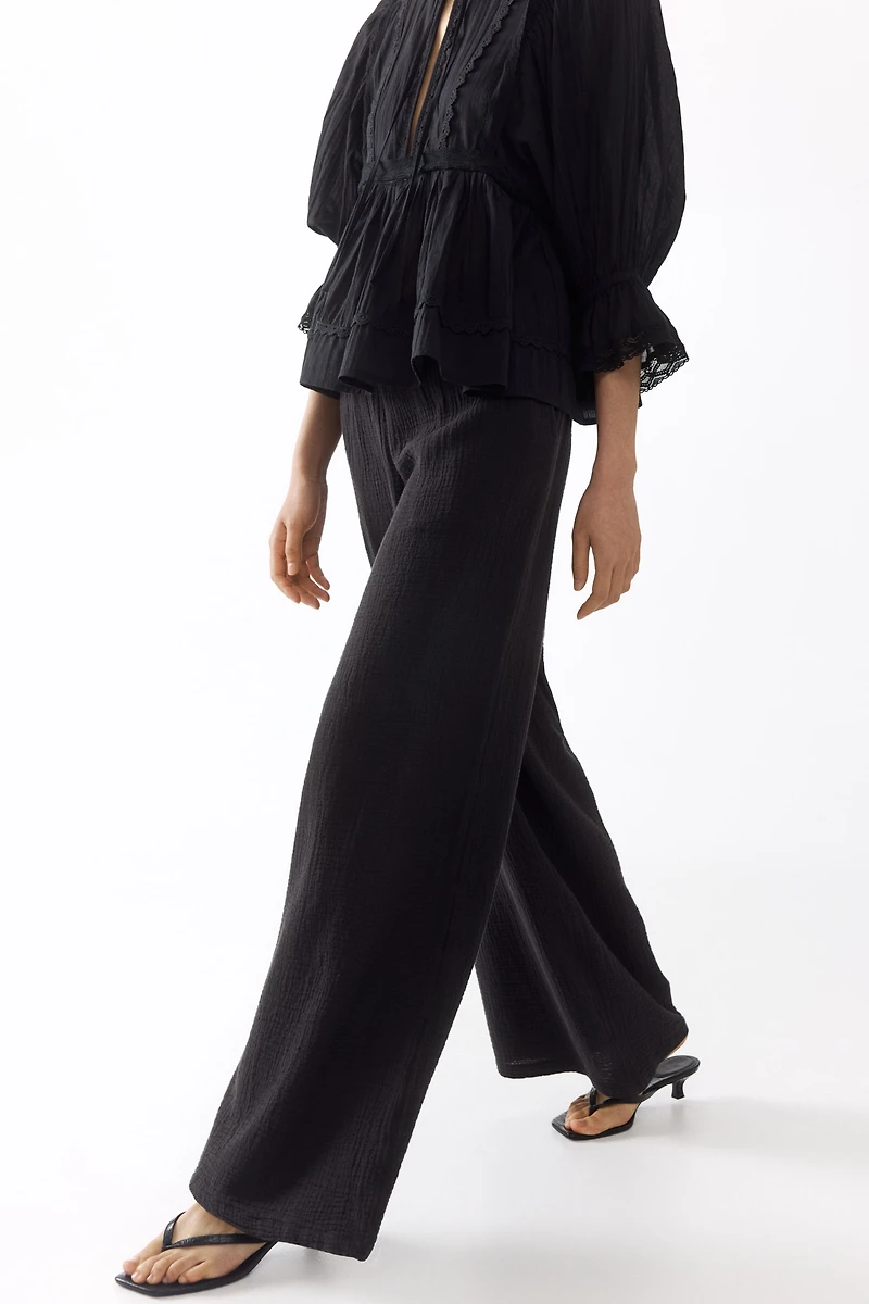Straight-Leg Muslin Pants