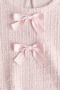 Robe en tissu bouclette avec boucles