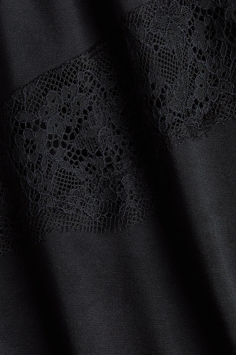 MAMA Robe avec dentelle