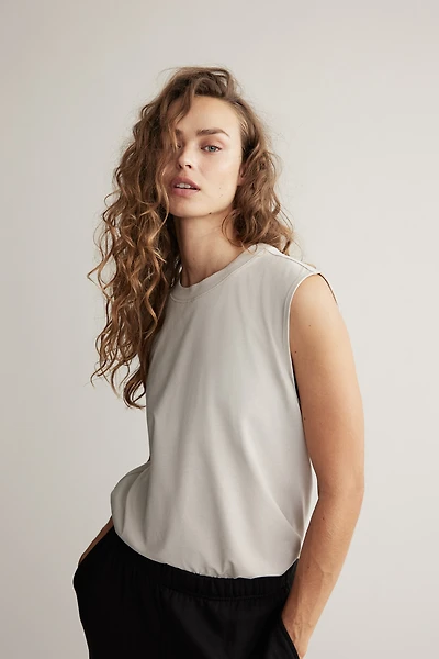 Sports Tank Top with DryMove™
