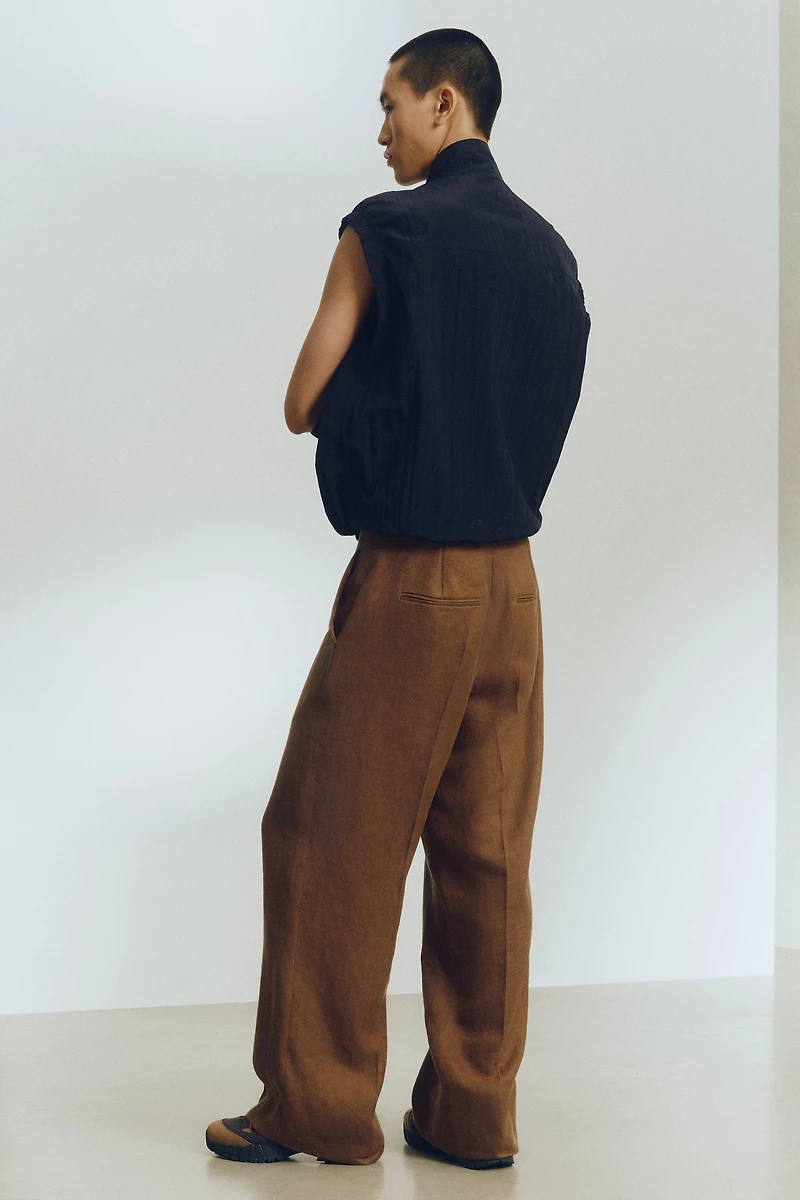 Loose-Fit Linen Pants